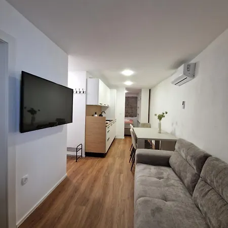 Pirana Apartment Exterior photo