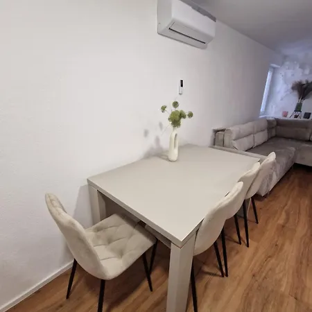 Pirana Apartment Exterior photo